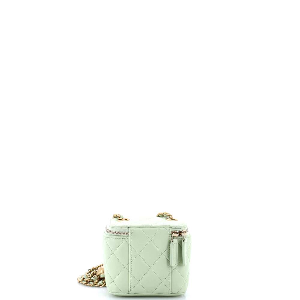 Chanel Pearl Crush Vanity Case With #219348C39B - Picture 3 of 6